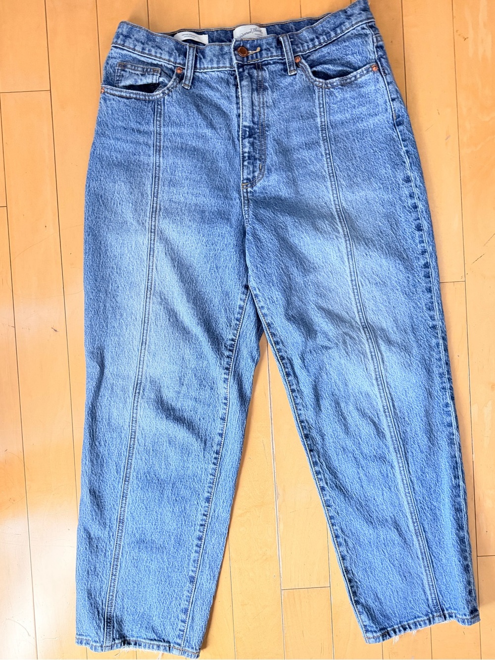 Universal Thread Vintage Straight Relaxed Jeans